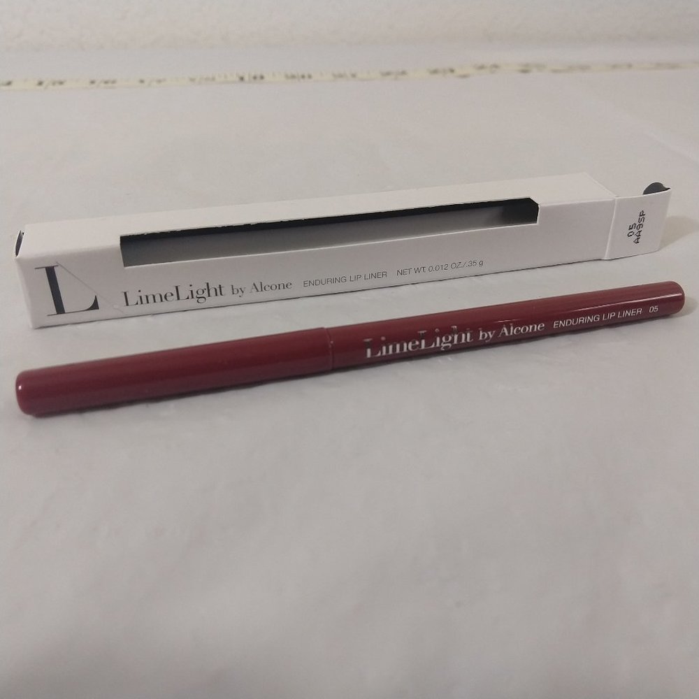 LimeLight by Alcone Enduring Lip Liner # 05 BERRY Self Sharpening NIB